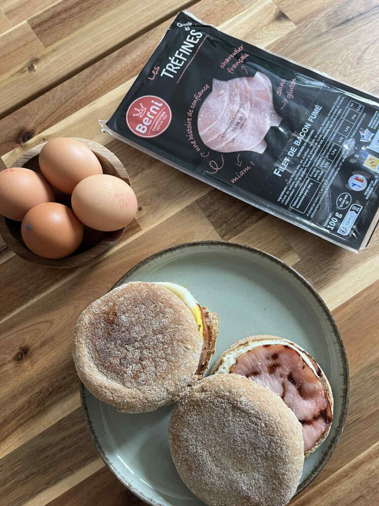photo des egg bacon façon McMuffin Berni