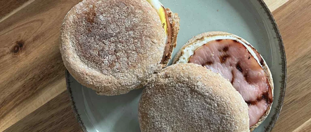 photo des egg bacon façon McMuffin Berni